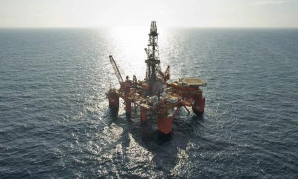 Αναλυτές «βλέπουν» πάνω από 500 λουκέτα σε πετρελαϊκές ως το 2021